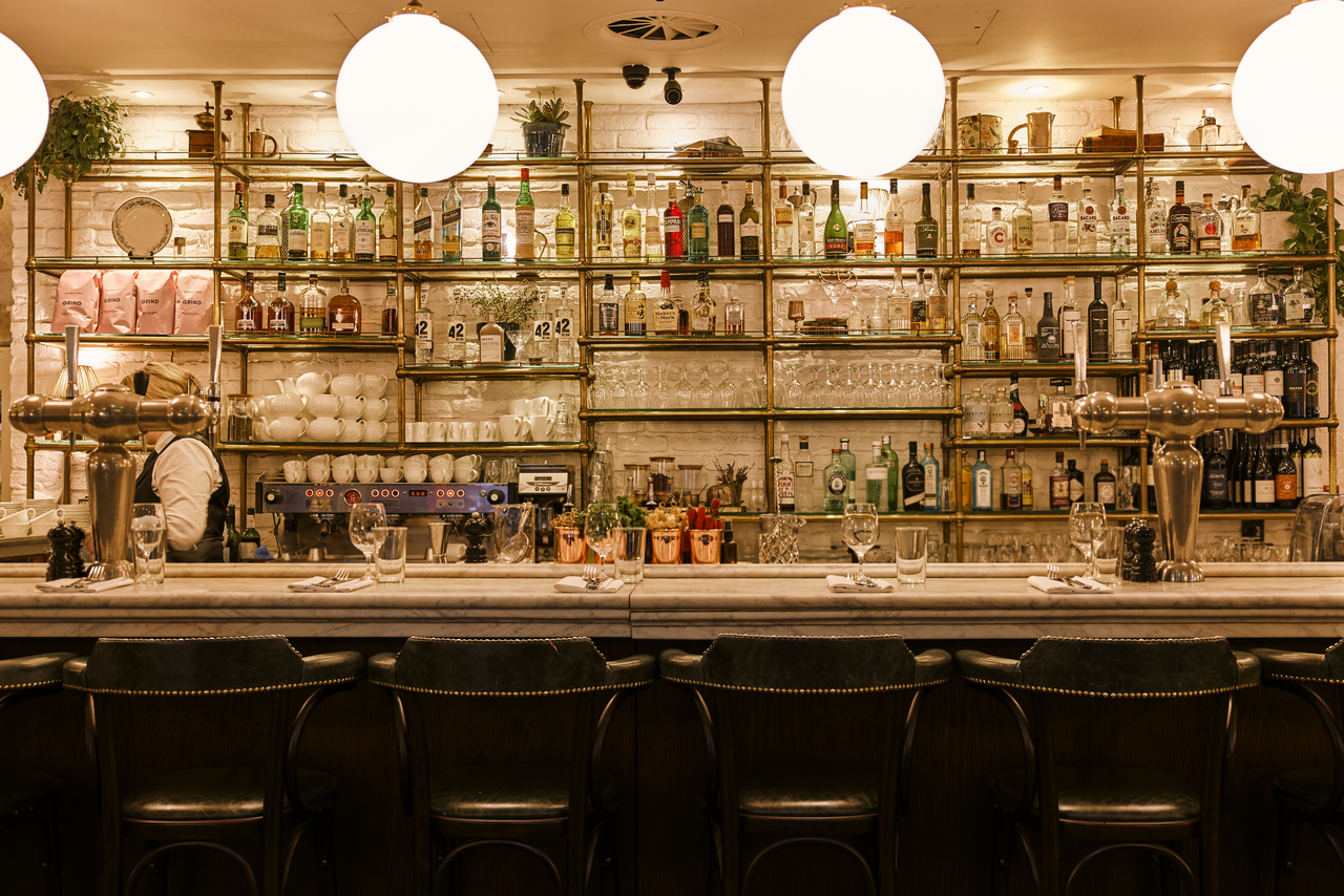 Cocktail Bar